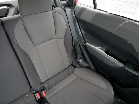 Used 2024 Subaru Crosstrek 2.0i AWD/4WD image 14