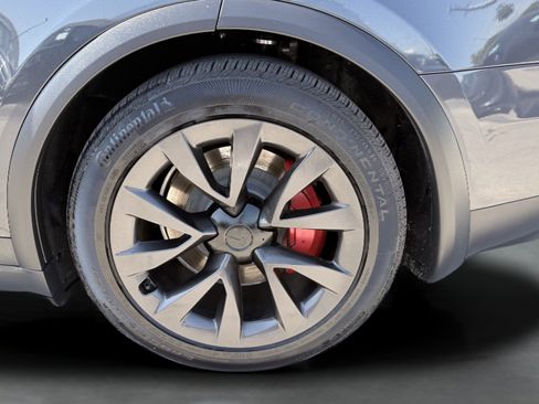 Used 2025 Tesla Model X Plaid AWD/4WD image 18