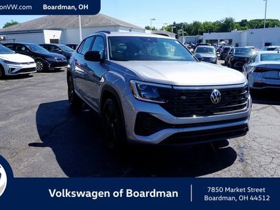 New 2026 Volkswagen Atlas Cross Sport SEL R-Line