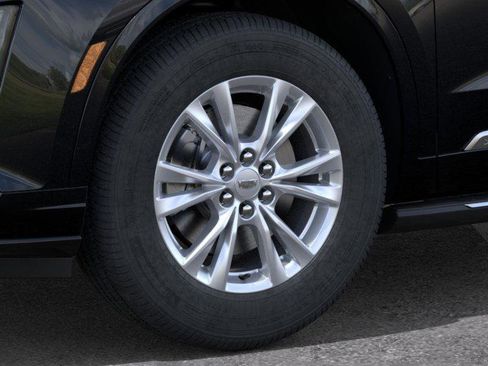 New 2025 Cadillac XT6 Luxury image 10