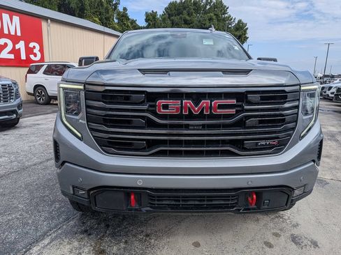 Used 2024 GMC Sierra 1500 AT4 w/ Technology Package AWD/4WD image 6