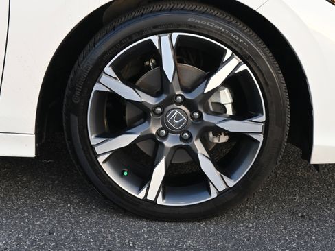 Used 2025 Honda Civic Sport Touring image 13