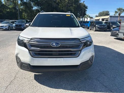 Used 2025 Subaru Forester Premium w/ Convenience Package #1 AWD/4WD image 5