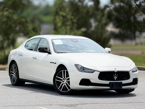 Used 2017 Maserati Ghibli S Q4 AWD/4WD image 13