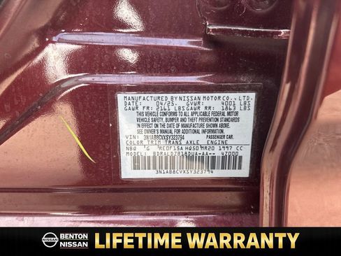 Certified 2025 Nissan Sentra SV image 31