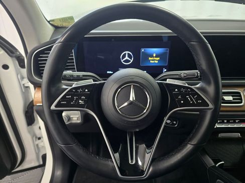 Used 2025 Mercedes-Benz GLE 350 4MATIC w/ Driver Assistance Package image 14