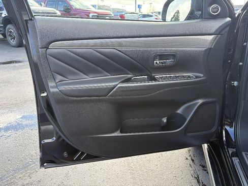 Used 2020 Mitsubishi Outlander GT image 14