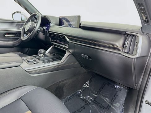 Certified 2025 MAZDA CX-90 Plug-In Hybrid w/ Premium Plus AWD/4WD image 32