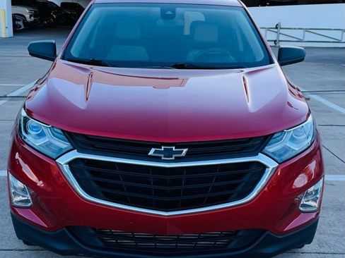 Used 2020 Chevrolet Equinox LS w/ LS Convenience Package image 6