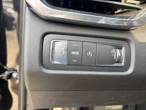 Used 2025 GMC Acadia Denali w/ LPO, Floor Liner Package image 27