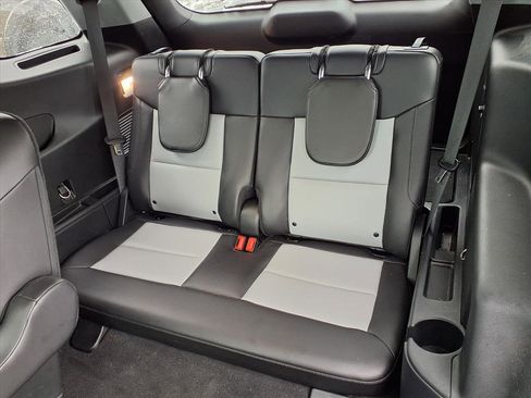 Certified 2023 Ford Explorer XLT w/ Equipment Group 202A image 10