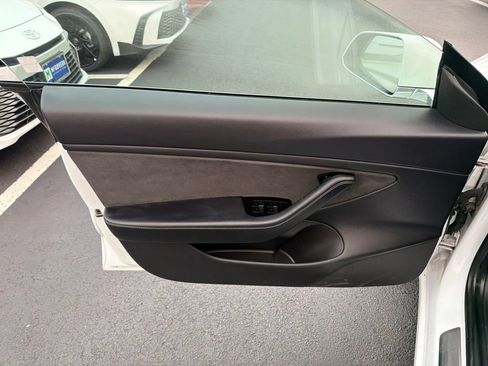 Used 2020 Tesla Model 3 Long Range AWD/4WD image 18