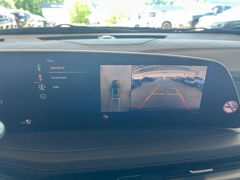 Used 2025 Cadillac XT4 Premium Luxury AWD/4WD image 18
