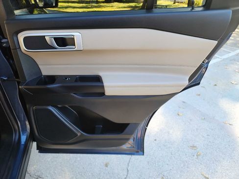 Used 2020 Ford Explorer XLT w/ Equipment Group 202A image 38