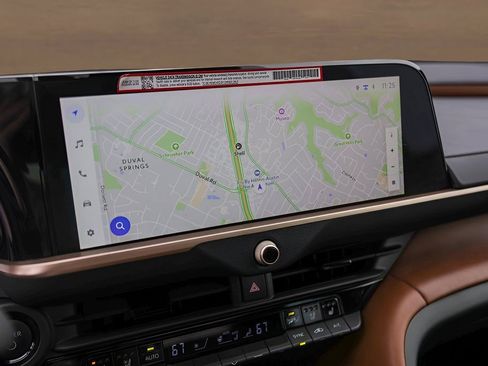 Used 2026 Toyota Crown Limited w/ Advanced Technology Package image 15