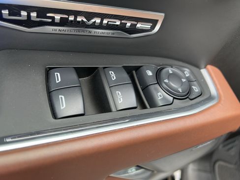 Used 2025 GMC Sierra 1500 Denali Ultimate AWD/4WD image 15