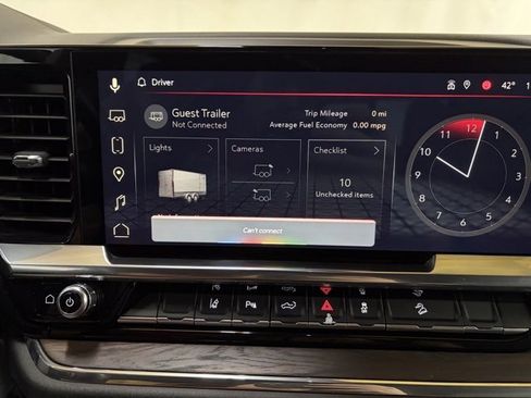 Used 2025 GMC Sierra 2500 SLT w/ SLT Premium Package image 47