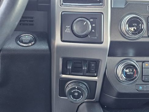 Used 2020 Ford F250 Platinum w/ FX4 Off-Road Package image 22