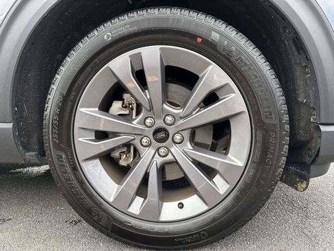 Used 2026 Ford Explorer Active w/ Active Comfort Package AWD/4WD image 7