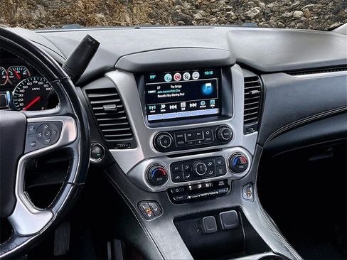 Used 2019 GMC Yukon XL SLT image 6