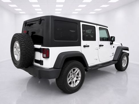 Used 2017 Jeep Wrangler Unlimited Sport w/ Quick Order Package 23S AWD/4WD image 6