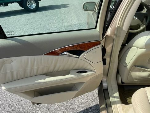 Used 2003 Mercedes-Benz E 320 Sedan image 34