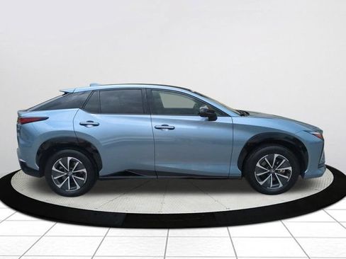 Used 2024 Lexus RZ 300e Premium w/ Accessory Package (Z1) FWD image 3