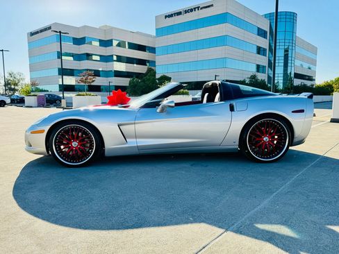 Used 2007 Chevrolet Corvette Coupe w/ Preferred Equipment Group image 6