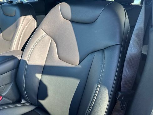 New 2026 Jeep Compass Limited AWD/4WD image 26