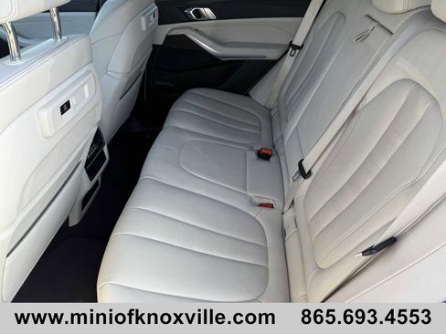 Used 2022 BMW X5 xDrive45e w/ Luxury Seating Package image 30