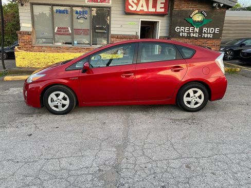 Used 2010 Toyota Prius One image 2