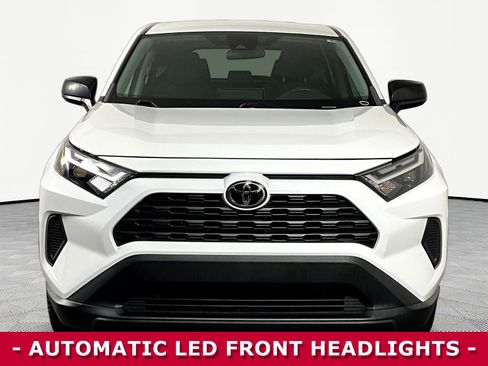 Used 2023 Toyota RAV4 LE AWD/4WD image 2
