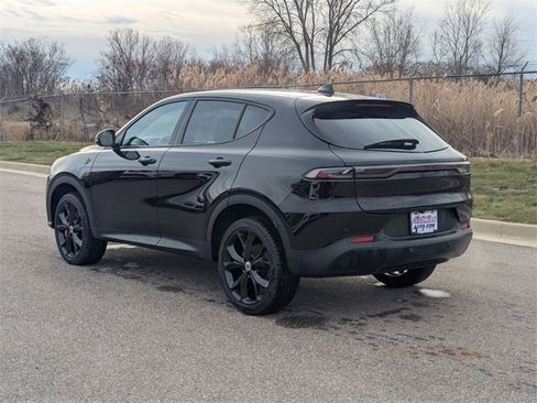 Used 2024 Dodge Hornet GT image 5