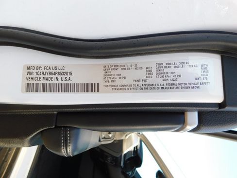 Used 2024 Jeep Grand Cherokee Limited 4xe AWD/4WD image 15