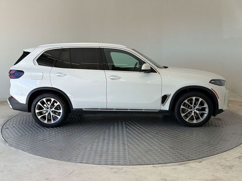 Used 2026 BMW X5 xDrive40i AWD/4WD image 8