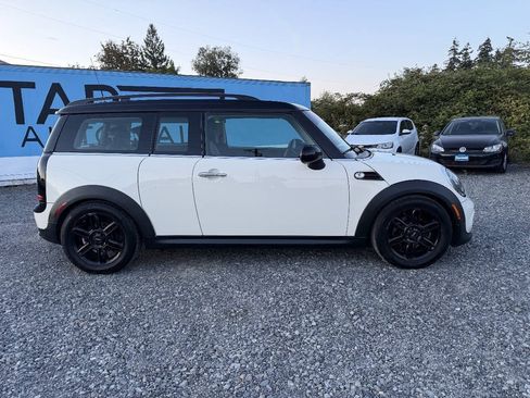 Used 2013 MINI Cooper Clubman FWD image 2