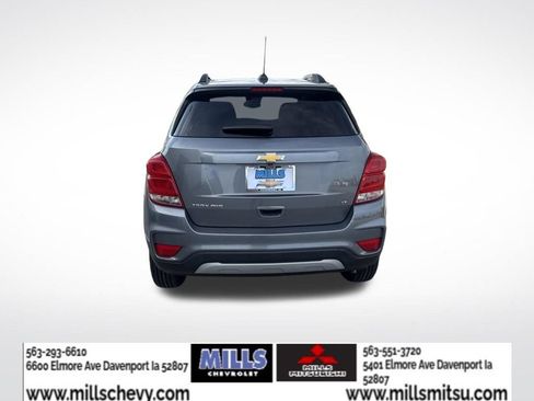 Used 2019 Chevrolet Trax LT w/ LT Convenience Package AWD/4WD image 4