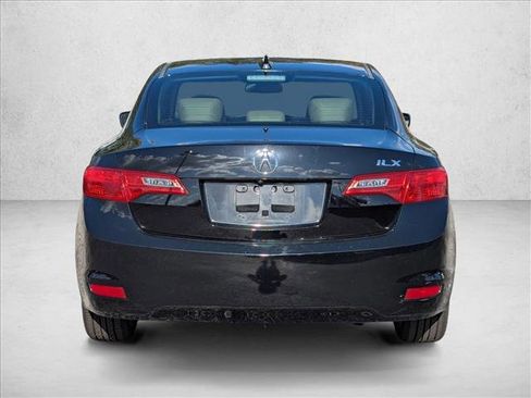 Used 2013 Acura ILX w/ Premium Package image 6