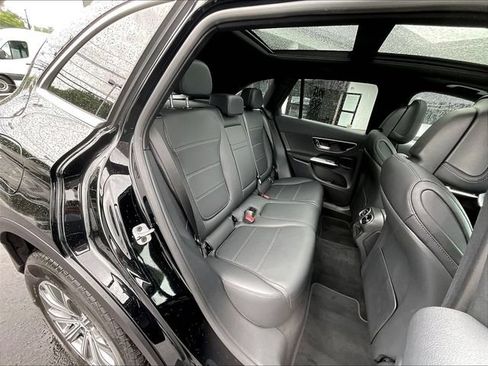 Used 2026 Mercedes-Benz GLC 300 4MATIC image 27