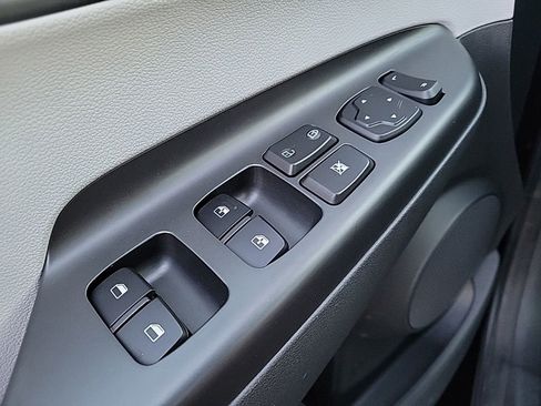 Used 2023 Hyundai Kona SEL image 27