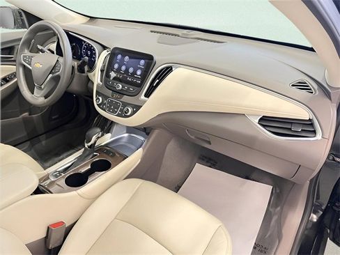 Certified 2024 Chevrolet Malibu LT image 9