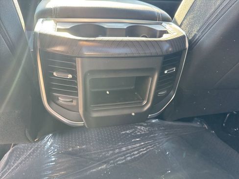 New 2026 RAM 3500 Big Horn AWD/4WD image 18