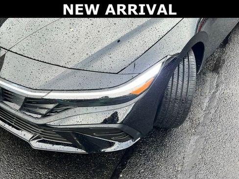 Certified 2025 Hyundai Elantra Sport image 2