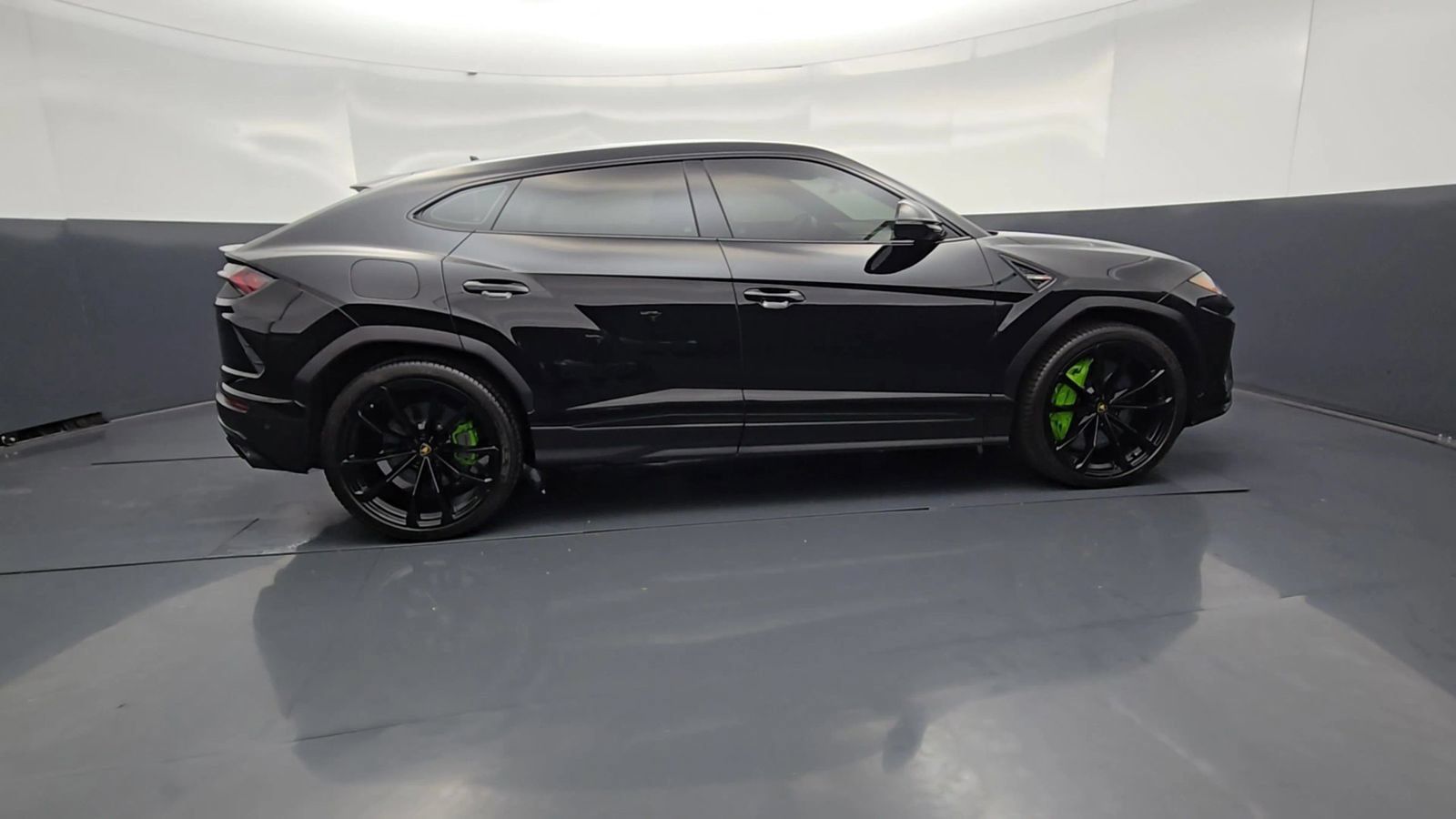 Used 2022 Lamborghini Urus AWD/4WD image 65