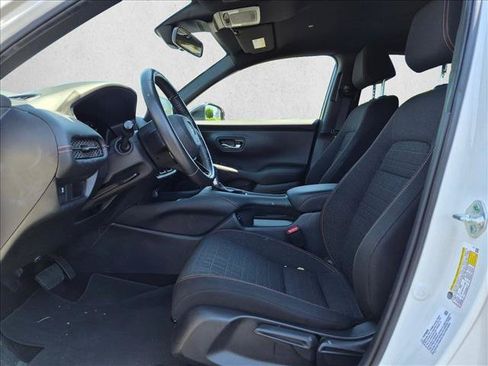 Used 2024 Honda HR-V Sport image 14
