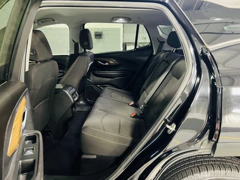 Used 2021 GMC Terrain SLE w/ Driver Convenience Package FWD image 22