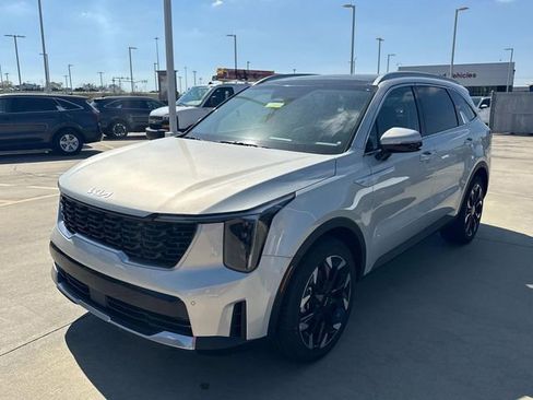 New 2026 Kia Sorento EX w/ EX Premium Package image 3