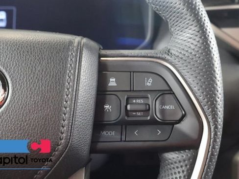 Certified 2025 Toyota Tundra Limited w/ TRD Off-Road Package AWD/4WD image 27