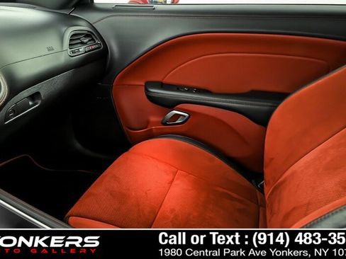 Used 2022 Dodge Challenger R/T Scat Pack RWD image 20