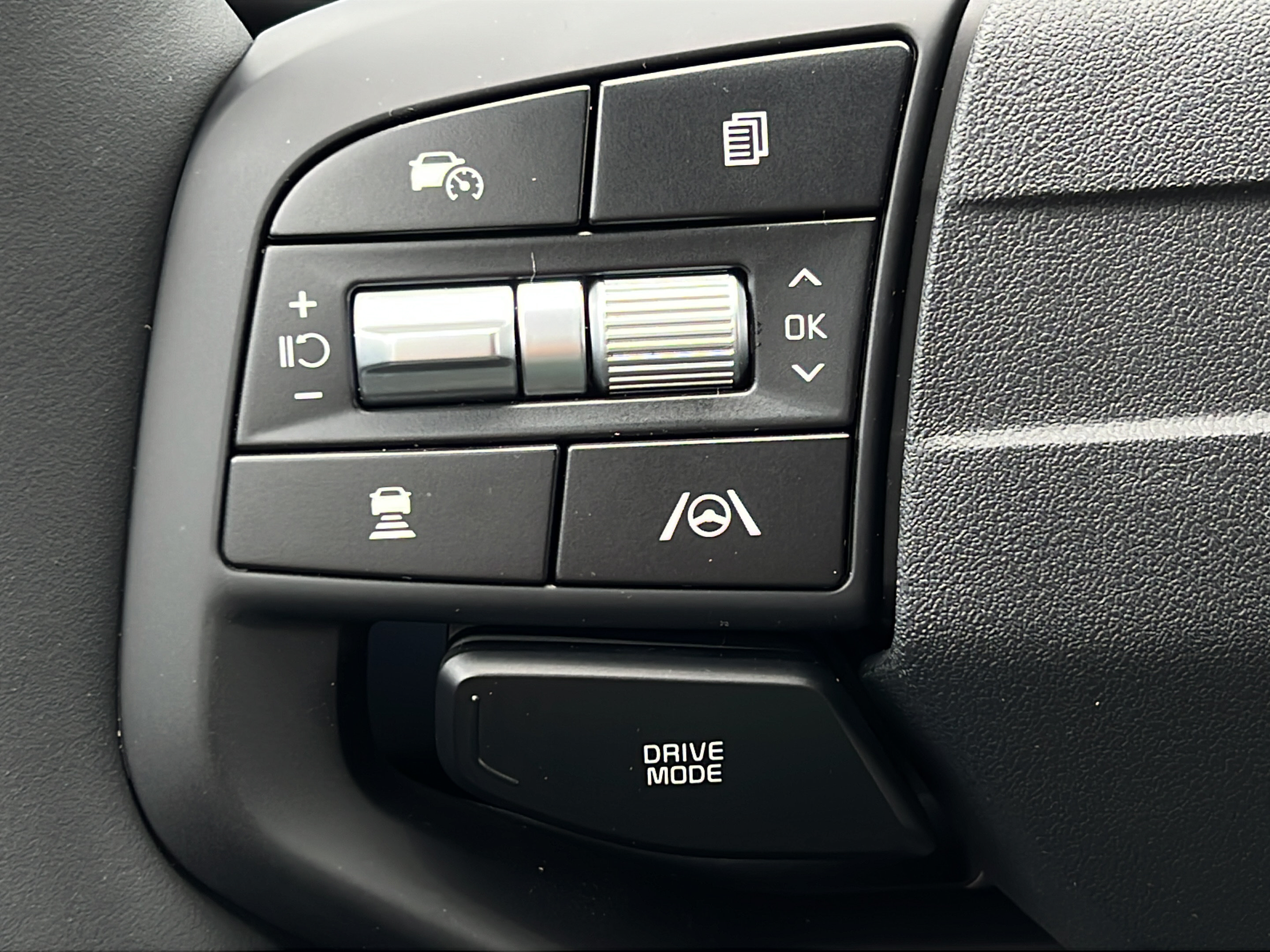 New 2026 Kia Sportage X-Line w/ X-Line Premium Package AWD/4WD image 20
